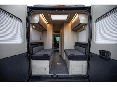 Auto-trail Expedition 67 (POP TOP ROOF) Campervan 2.2 Manual Diesel