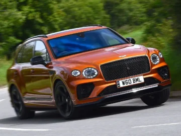 “AutoInsight AI Unveils: Navigate Exclusive New and Nearly New Bentley Bentayga Deals with Precision and Ease on vehicleonlineauction.co.uk!”