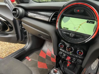 MINI MINI (F56) JOHN COOPER WORKS 2015 BT65 YCP