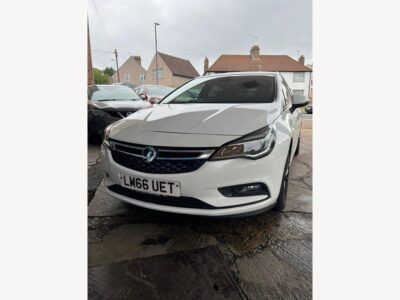 Vauxhall Astra 1.4i Turbo Elite Nav Hatchback 5dr Petrol Auto Euro 6 (s/s) (150 ps)