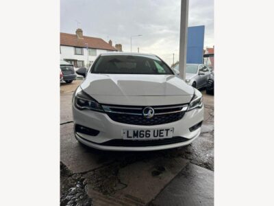 Vauxhall Astra 1.4i Turbo Elite Nav Hatchback 5dr Petrol Auto Euro 6 (s/s) (150 ps)