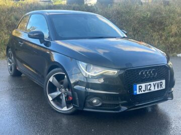 Audi A1 2.0 TDI Black Edition Euro 5 (s/s) 3dr RJ12 YVR