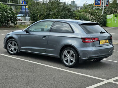 Audi A3 2.0 TDI SE ENGINE SIZE 2.0 Litres FUEL DIESEL BODY 3 DOOR HATCHBACK TRANSMISSION SEMI AUTO SEATS 5 COLOUR GREY REG DATE 01/09/2014 48,000 Miles AY64 XZL