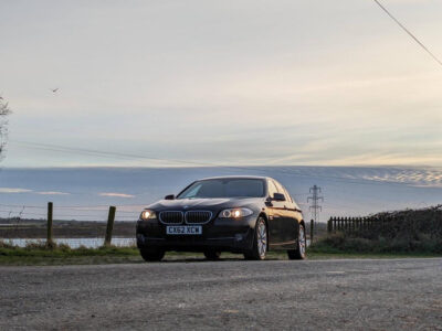 BMW 5 Series 520D SE AUTO ENGINE SIZE 2.0 Litres FUEL DIESEL BODY 4 DOOR SALOON TRANSMISSION AUTOMATIC SEATS 5 COLOUR BLACK REG DATE 01/09/2012 83400 Miles CX62 XCW