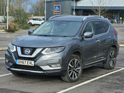 NISSAN X-TRAIL TEKNA DCI 4X4 ENGINE SIZE 1.6 Litres FUEL DIESEL BODY 5 DOOR ESTATE TRANSMISSION MANUAL SEATS 7 COLOUR GREY REG DATE 30/09/2017 90000 Miles DV67 EVL