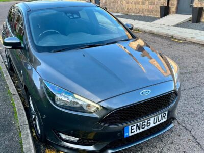 FORD FOCUS ST-LINE EN66 UUR ENGINE SIZE 1.0 Litres FUEL PETROL BODY 5 DOOR HATCHBACK TRANSMISSION MANUAL SEATS 5 COLOUR GREY REG DATE 21/12/2016 72500 Miles EN66UUR