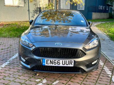 FORD FOCUS ST-LINE EN66 UUR ENGINE SIZE 1.0 Litres FUEL PETROL BODY 5 DOOR HATCHBACK TRANSMISSION MANUAL SEATS 5 COLOUR GREY REG DATE 21/12/2016 72500 Miles EN66UUR