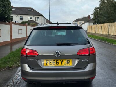 VOLKSWAGEN GOLF MATCH EDITION TSI BMT S-A GREY, 2016 ENGINE SIZE1.4 Litres FUEL PETROL BODY 5 DOOR ESTATE TRANSMISSION SEMI AUTO SEATS 5 COLOUR GREY REG DATE 23/09/2016  FE66 YJR