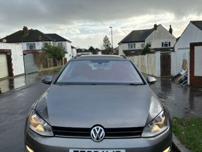 VOLKSWAGEN GOLF MATCH EDITION TSI BMT S-A GREY, 2016 ENGINE SIZE1.4 Litres FUEL PETROL BODY 5 DOOR ESTATE TRANSMISSION SEMI AUTO SEATS 5 COLOUR GREY REG DATE 23/09/2016  FE66 YJR