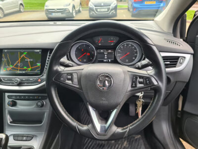 VAUXHALL ASTRA TECH LINE CDTI ENGINE SIZE 1.6 Litres FUEL DIESEL BODY 5 DOOR HATCHBACK TRANSMISSION MANUAL SEATS 5 COLOUR GREY REG DATE 21/02/2017 54900 miles FM66 DGZ