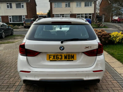 BMW X1 SDRIVE 18D M SPORT AUTO ENGINE SIZE 2.0 Litres FUEL DIESEL BODY 5 DOOR ESTATE TRANSMISSION AUTOMATIC SEATS 5 COLOUR WHITE REG DATE 09/09/2013 76200 Miles FX63 WBM