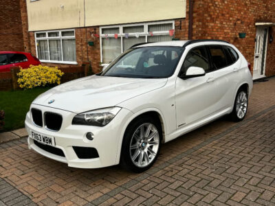 BMW X1 SDRIVE 18D M SPORT AUTO ENGINE SIZE 2.0 Litres FUEL DIESEL BODY 5 DOOR ESTATE TRANSMISSION AUTOMATIC SEATS 5 COLOUR WHITE REG DATE 09/09/2013 76200 Miles FX63 WBM