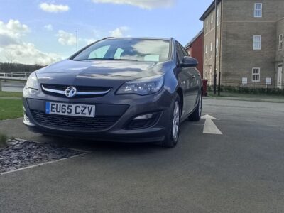 VAUXHALL ASTRA 1.6 DIESEL DESIGN ECO FLEX 2015 (EU65 CZV)