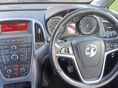 VAUXHALL ASTRA 1.6 DIESEL DESIGN ECO FLEX 2015 (EU65 CZV)