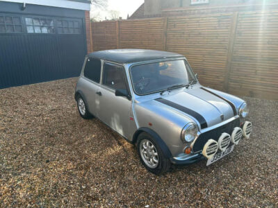 ROVER MINI 1000 CITY E ENGINE SIZE 1.0 Litres FUEL PETROL BODY 2 DOOR SALOON TRANSMISSION MANUAL SEATS 4 COLOUR SILVER REG DATE 23/08/1991 57,230 miles J39 RJB