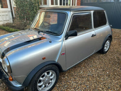 ROVER MINI 1000 CITY E ENGINE SIZE 1.0 Litres FUEL PETROL BODY 2 DOOR SALOON TRANSMISSION MANUAL SEATS 4 COLOUR SILVER REG DATE 23/08/1991 57,230 miles J39 RJB