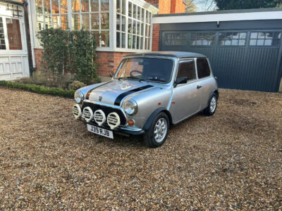 ROVER MINI 1000 CITY E ENGINE SIZE 1.0 Litres FUEL PETROL BODY 2 DOOR SALOON TRANSMISSION MANUAL SEATS 4 COLOUR SILVER REG DATE 23/08/1991 57,230 miles J39 RJB