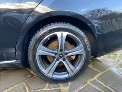 MERCEDES-BENZ E 220 D SE AUTO ENGINE SIZE 2.0 Litres FUEL DIESEL BODY 4 DOOR SALOON TRANSMISSION AUTOMATIC SEATS 5 COLOUR BLACK REG DATE 29/01/2019 35310 Miles KL68MXR