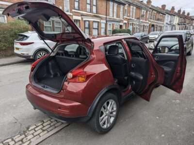 NISSAN JUKE TEKNA CVT ENGINE SIZE 1.6 Litres FUEL PETROL BODY 5 DOOR HATCHBACK TRANSMISSION CVT SEATS 5 COLOUR RED REG DATE 31/01/2013 68,265 Miles  LD62 ZBV