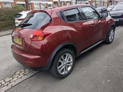 NISSAN JUKE TEKNA CVT ENGINE SIZE 1.6 Litres FUEL PETROL BODY 5 DOOR HATCHBACK TRANSMISSION CVT SEATS 5 COLOUR RED REG DATE 31/01/2013 68,265 Miles  LD62 ZBV