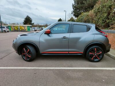 NISSAN MODEL JUKE TEKNA CVT ENGINE CC 1598 cc ENGINE SIZE 1.6 Litres FUEL PETROL BODY 5 DOOR HATCHBACK TRANSMISSION CVT SEATS 5 COLOUR GREY REG DATE 22/12/2018 32,345 miles LV68GXS