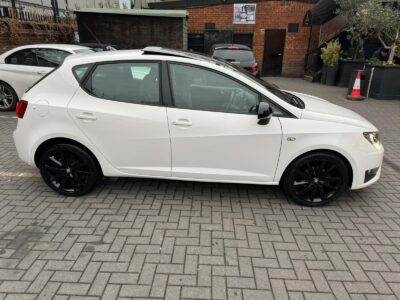 SEAT IBIZA FR TECHNOLOGY TSI ENGINE SIZE 1.2 Litres FUEL PETROL BODY 5 DOOR HATCHBACK TRANSMISSION MANUAL SEATS 5 COLOUR WHITE REG DATE 15/02/2017 57000 miles MC66JXJ