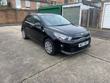 KIA RIO 1 ISG  ENGINE SIZE 1.2 Litres FUEL PETROL BODY 5 DOOR HATCHBACK TRANSMISSION MANUAL SEATS 5 COLOUR BLACK REG DATE 11/02/2019  17,000 Miles  MGZ 3667