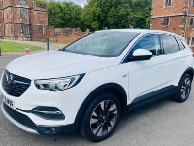 VAUXHALL GRANDLAND X SPORT NAV T D SS ENGINE SIZE 1.6 Litres FUEL DIESEL BODY 5 DOOR HATCHBACK TRANSMISSION MANUAL SEATS 5 COLOUR WHITE REG DATE 31/07/2018 80521 Miles DY18 MVR