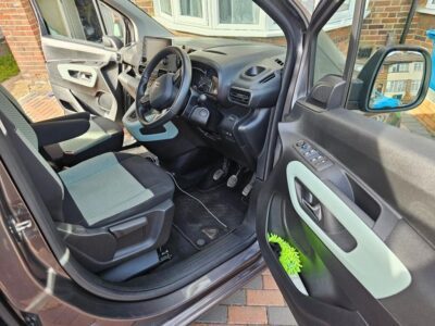 CITROEN BERLINGO FLAIR BLUE HDI ENGINE SIZE 1.5 Litres FUEL DIESEL BODY 5 DOOR MPV TRANSMISSION MANUAL SEATS 5 COLOUR GREY REG DATE 15/03/2019 19,100 Miles MF19 FYM