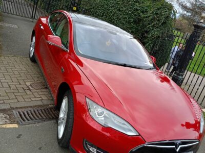 TESLA MODEL S FUEL ELECTRIC BODY 5 DOOR HATCHBACK TRANSMISSION AUTOMATIC SEATS 5 COLOUR RED REG DATE 30/09/2014 105000 miles RK64UYT