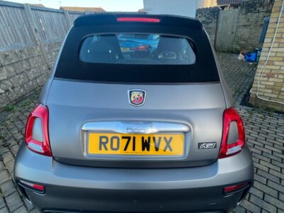 ABARTH F595C ENGINE SIZE 1.4 Litres FUEL PETROL BODY 3 DOOR CONVERTIBLE TRANSMISSION MANUAL SEATS 4 COLOUR GREY REG DATE 29/10/2021 8400 Miles RO71 WVX