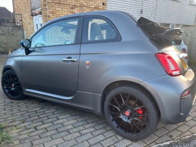 ABARTH F595C ENGINE SIZE 1.4 Litres FUEL PETROL BODY 3 DOOR CONVERTIBLE TRANSMISSION MANUAL SEATS 4 COLOUR GREY REG DATE 29/10/2021 8400 Miles RO71 WVX