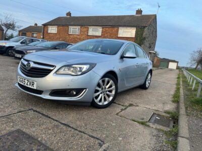 VAUXHALL MODEL INSIGNIA ELITE CDTI ECOFLEX SS ENGINE CC1 598 cc ENGINE SIZE 1.6 Litres FUEL DIESEL BODY 5 DOOR HATCHBACK TRANSMISSION MANUAL SEATS 5 COLOUR SILVER REG DATE 07/10/2015 76,000 miles SG65 ZVR