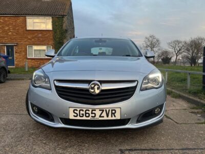 VAUXHALL MODEL INSIGNIA ELITE CDTI ECOFLEX SS ENGINE CC1 598 cc ENGINE SIZE 1.6 Litres FUEL DIESEL BODY 5 DOOR HATCHBACK TRANSMISSION MANUAL SEATS 5 COLOUR SILVER REG DATE 07/10/2015 76,000 miles SG65 ZVR