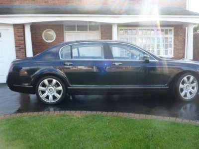 BENTLEY CONTINENTAL FLYING SPUR A ENGINE SIZE 6.0 Litres FUEL PETROL BODY 4 DOOR SALOON TRANSMISSION AUTOMATIC SEATS 5 COLOUR BLUE REG DATE 31/03/2006 50000 Miles MX06 FSA