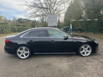 AUDI A4 S LINE 35 TDI S-A ENGINE SIZE 2.0 Litres FUEL DIESEL BODY 4 DOOR SALOON TRANSMISSION SEMI AUTO SEATS 5 COLOUR BLACK REG DATE 14/02/2020 41000 Miles WM69GZA