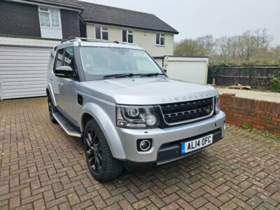 LAND ROVER DISCOVERY LANDMARK SDV6 AUTO ENGINE SIZE 3.0 Litres FUEL DIESEL BODY 5 DOOR ESTATE TRANSMISSION AUTOMATIC SEATS 7 COLOUR SILVER REG DATE 30/09/2016  95080 Miles YC66 UAL