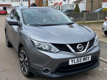 NISSAN QASHQAI TEKNA DCI CVT ENGINE SIZE 1.6 Litres FUEL DIESEL BODY 5 DOOR HATCHBACK TRANSMISSION CVT SEATS 5 COLOUR GREY REG DATE 04/02/2016 81520 Miles YL65 MRX