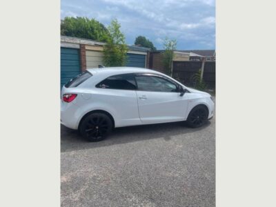 SEAT IBIZA FR BLACK TSI ENGINE SIZE 1.2 Litres FUEL PETROL BODY 3 DOOR HATCHBACK TRANSMISSION MANUAL SEATS 5 COLOUR WHITE REG DATE 30/12/2014 87000 miles YS64 NCU