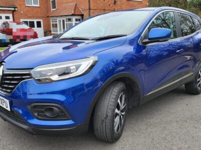 RENAULT KADJAR EQUILIBRE TCE AUTO ENGINE SIZE 1.3 Litres FUEL PETROL BODY 5 DOOR HATCHBACK TRANSMISSION AUTOMATIC SEATS 5 COLOUR BLUE REG DATE 29/07/2022 3,900 miles MM22 XPU