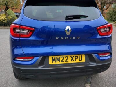 RENAULT KADJAR EQUILIBRE TCE AUTO ENGINE SIZE 1.3 Litres FUEL PETROL BODY 5 DOOR HATCHBACK TRANSMISSION AUTOMATIC SEATS 5 COLOUR BLUE REG DATE 29/07/2022 3,900 miles MM22 XPU