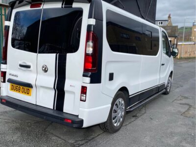 VAUXHALL VIVARO 2900 SPORTIVE CDTI ENGINE SIZE 1.6 Litres FUEL DIESEL BODY PANEL VAN TRANSMISSION MANUAL SEATS 3 COLOUR WHITE REG DATE 28/09/2018 56000 Miles DU68 OUD