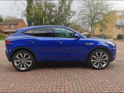 JAGUAR E-PACE R-DYNAMIC I AWD AUTO ENGINE SIZE 2.0 Litres FUEL PETROL BODY 5 DOOR ESTATE TRANSMISSION AUTOMATIC SEATS 5 COLOUR BLUE REG DATE 30/03/2018 26300 Miles YK18 UWY