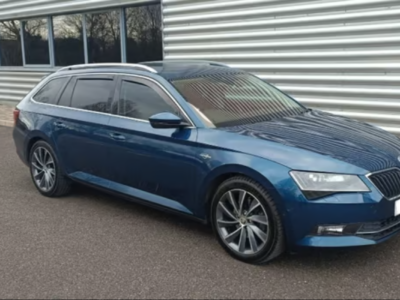 SKODA SUPERB LAURIN &KLEMENT TSI S-A  ENGINE SIZE 2.0 Litres FUEL PETROL BODY 5 DOOR ESTATE TRANSMISSION SEMI AUTO SEATS 5 COLOUR BLUE REG DATE 30/06/2017 57000 Miles BL17 TCX