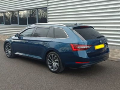 SKODA SUPERB LAURIN &KLEMENT TSI S-A  ENGINE SIZE 2.0 Litres FUEL PETROL BODY 5 DOOR ESTATE TRANSMISSION SEMI AUTO SEATS 5 COLOUR BLUE REG DATE 30/06/2017 57000 Miles BL17 TCX