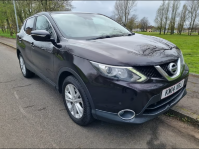 NISSAN QASHQAI ACENTA PREMIUM DCI ENGINE SIZE 1.5 Litres FUEL DIESEL BODY 5 DOOR HATCH BACK TRANSMISSION MANUAL SEATS 5 COLOUR BLACK REG DATE 23/06/2014 74177 Miles KW14 XRJ