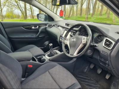 NISSAN QASHQAI ACENTA PREMIUM DCI ENGINE SIZE 1.5 Litres FUEL DIESEL BODY 5 DOOR HATCH BACK TRANSMISSION MANUAL SEATS 5 COLOUR BLACK REG DATE 23/06/2014 74177 Miles KW14 XRJ