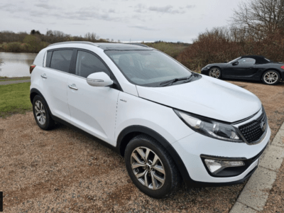 KIA SPORTAGE KX-2 CRDI ENGINE CC 1995 cc ENGINE SIZE 2.0 Litres FUEL DIESEL BODY 5 DOOR ESTATE TRANSMISSION MANUAL SEATS 5 COLOUR WHITE REG DATE 30/06/2015 94000 Miles ST15 ZPF