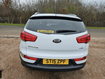 KIA SPORTAGE KX-2 CRDI ENGINE CC 1995 cc ENGINE SIZE 2.0 Litres FUEL DIESEL BODY 5 DOOR ESTATE TRANSMISSION MANUAL SEATS 5 COLOUR WHITE REG DATE 30/06/2015 94000 Miles ST15 ZPF