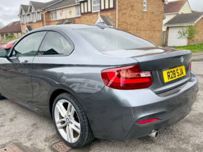 BMW 220D M SPORT 2 SERIES 2014  ENGINE SIZE 2.0 Litres FUEL DIESEL BODY 2 DOOR COUPE TRANSMISSION MANUAL SEATS 4 COLOUR GREY REG DATE 15/04/2014 95750 Miles R28 SJA